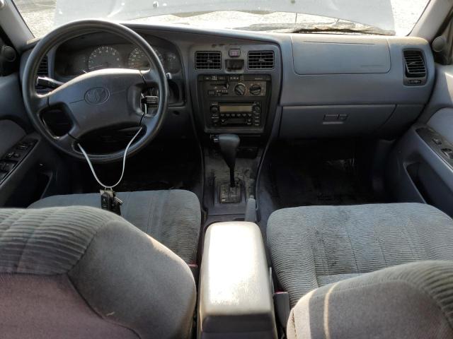 Photo 8 from auction – 2000 TOYOTA 4RUNNER with VIN JT3GN86R4Y0149810