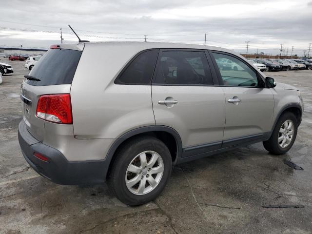 Photo 3 from auction – 2013 KIA SORENTO LX with VIN 5XYKT4A14DG337219