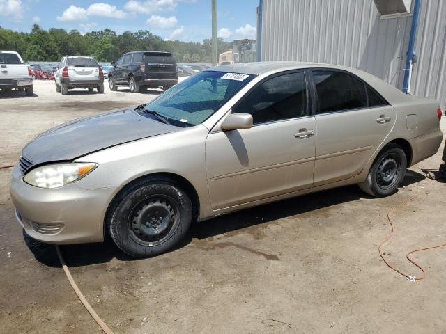 TOYOTA CAMRY LE 2006 with VIN 4T1BE32K06U154697 - Photo from auction