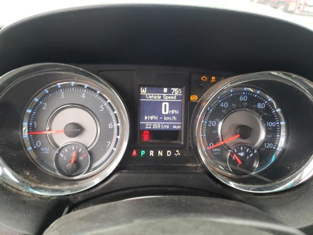 Photo 9 from auction – 2013 CHRYSLER TOWN & COU with VIN 2C4RC1BG3DR605172