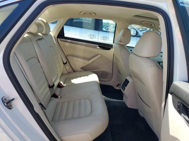 Photo 10 from auction – 2017 VOLKSWAGEN PASSAT SEL with VIN 1VWCT7A3XHC077746