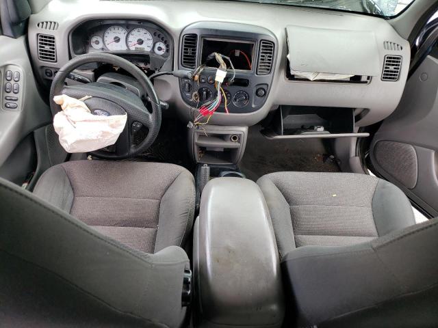 Photo 8 from auction – 2001 FORD ESCAPE XLT with VIN 1FMYU04141KA88255