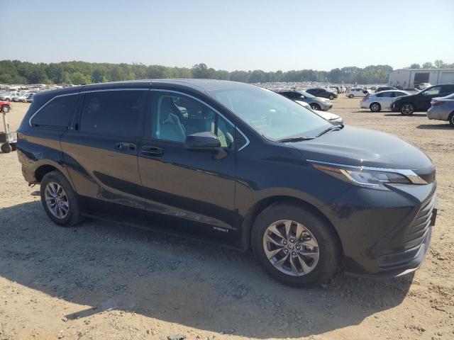 Photo 4 from auction – 2021 TOYOTA SIENNA LE with VIN 5TDKRKEC4MS037665