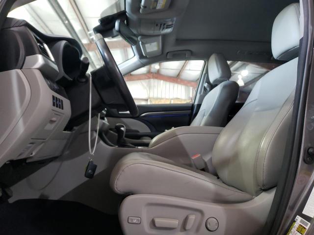 Photo 7 from auction – 2018 TOYOTA HIGHLANDER with VIN 5TDDGRFH1JS047308
