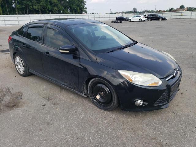 Снимка 4 от търг – 2014 FORD FOCUS SE с VIN 1FADP3F20EL240443