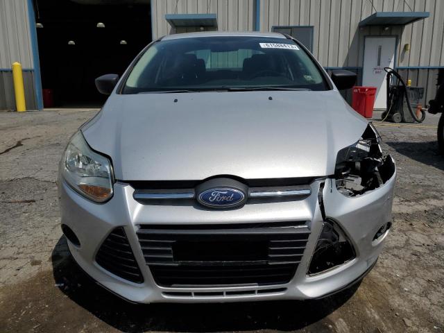 Photo 5 from auction – 2012 FORD FOCUS S with VIN 1FAHP3E25CL172933