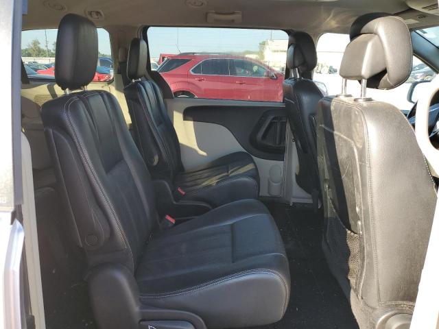 Photo 11 from auction – 2012 CHRYSLER TOWN & COU with VIN 2C4RC1BG4CR279686