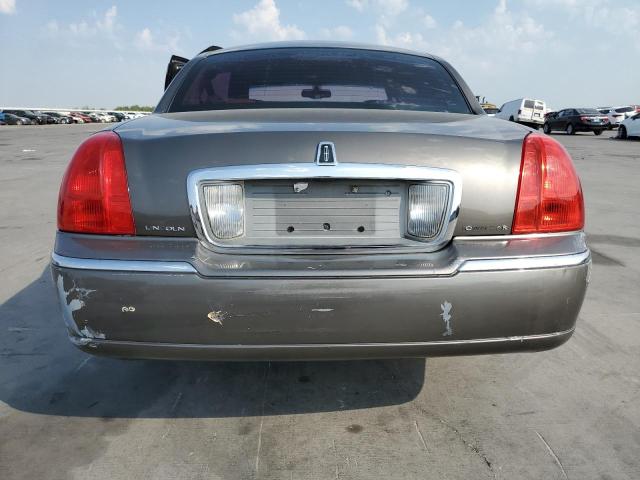 Photo 6 from auction – 2003 LINCOLN TOWN CAR E with VIN 1LNHM81W63Y630258