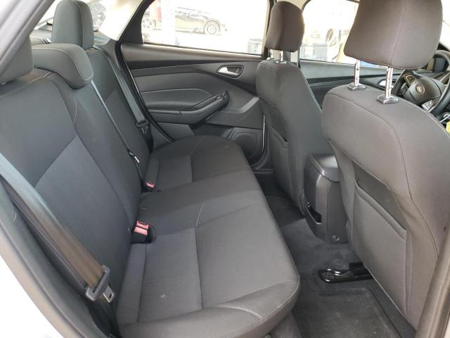 Photo 10 from auction – 2015 FORD FOCUS SE with VIN 1FADP3F21FL321467