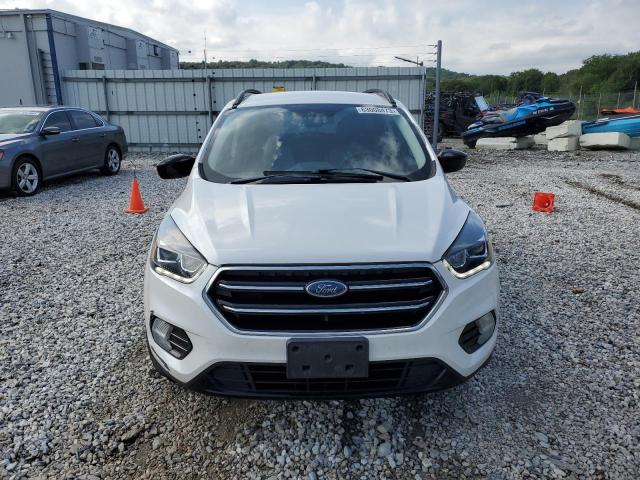 Photo 5 from auction – 2018 FORD ESCAPE SE with VIN 1FMCU9GD5JUC07598