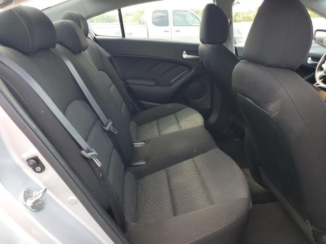Photo 10 from auction – 2017 KIA FORTE LX with VIN 3KPFK4A78HE072025