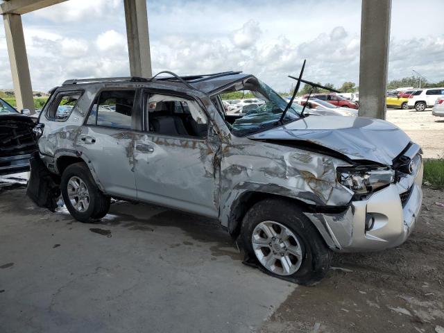 Photo 4 from auction – 2017 TOYOTA 4RUNNER SR with VIN JTEZU5JR3H5150281