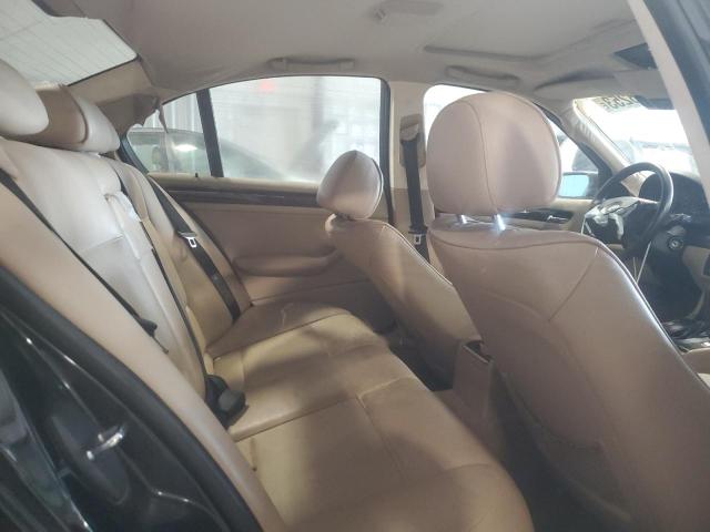 Photo 10 from auction – 2004 BMW 325 I with VIN WBAET37444NJ80595