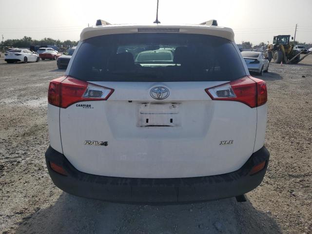 Photo 6 from auction – 2015 TOYOTA RAV4 XLE with VIN JTMWFREV9FD073872