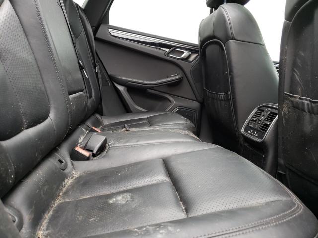 Photo 11 from auction – 2016 PORSCHE MACAN S with VIN WP1AB2A57GLB41417