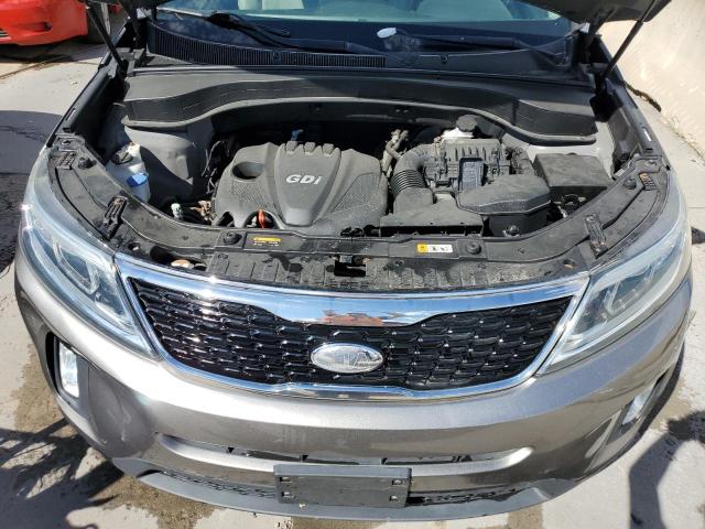 Photo 11 from auction – 2015 KIA SORENTO LX with VIN 5XYKTCA61FG653900