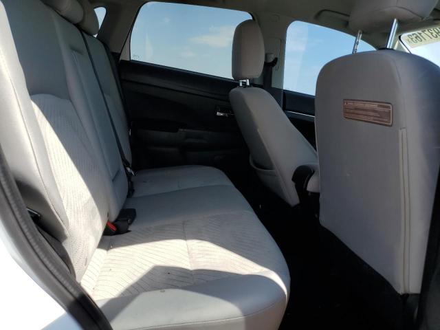 Photo 10 from auction – 2015 MITSUBISHI OUTLANDER with VIN 4A4AP4AW6FE041876