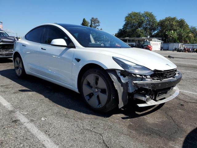 Снимка 4 от търг – 2022 TESLA MODEL 3 с VIN 5YJ3E1EB9NF313247
