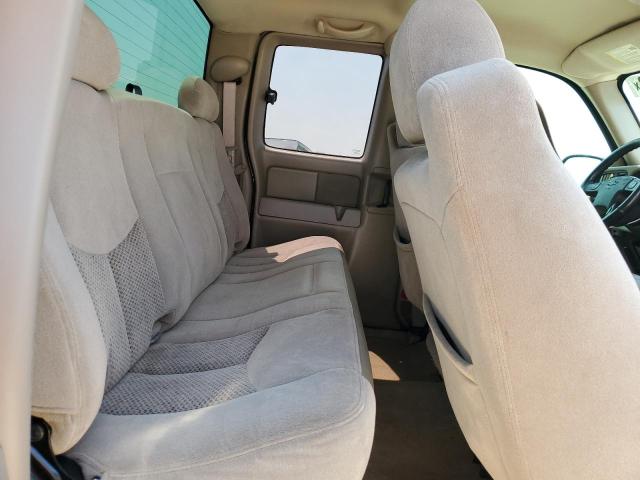 Photo 10 from auction – 2005 CHEVROLET SILVERADO with VIN 1GCEC19T75Z297125