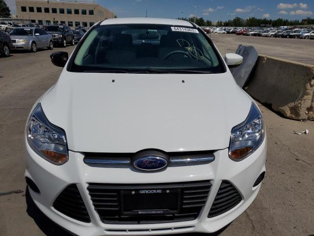 Foto 5 de la subasta – 2014 FORD FOCUS SE con VIN 1FADP3K23EL390746