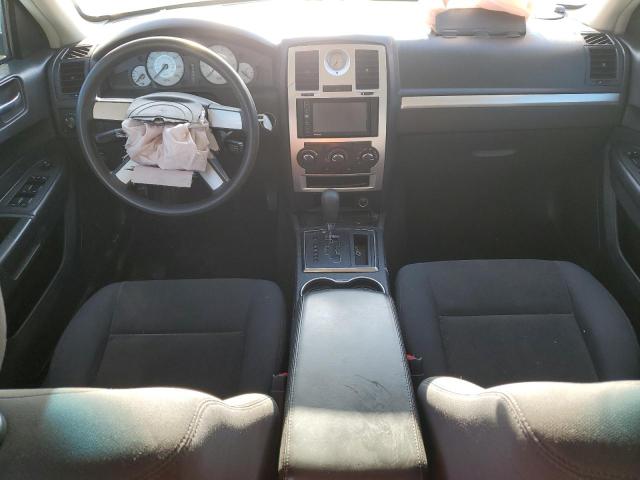 Photo 8 from auction – 2010 CHRYSLER 300 TOURIN with VIN 2C3CA4CD3AH105018