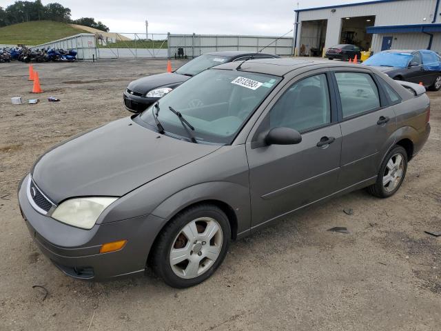 Photo 1 from auction – 2005 FORD FOCUS ZX4 with VIN 1FAFP34N75W177412