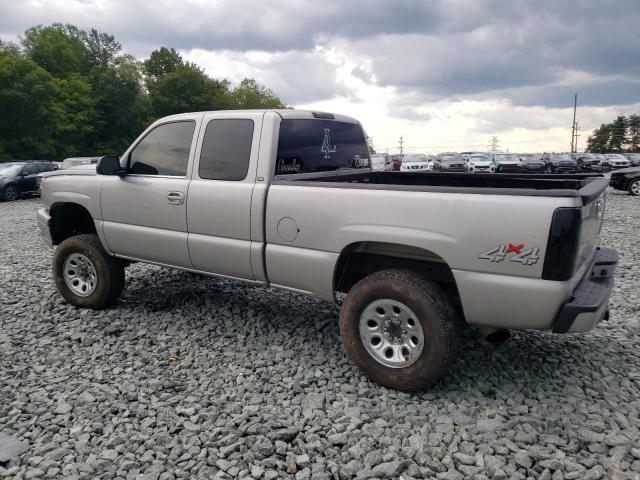 Zdjęcie 2 z aukcji – 2004 CHEVROLET SILVERADO z VIN 2GCEK19T041282539