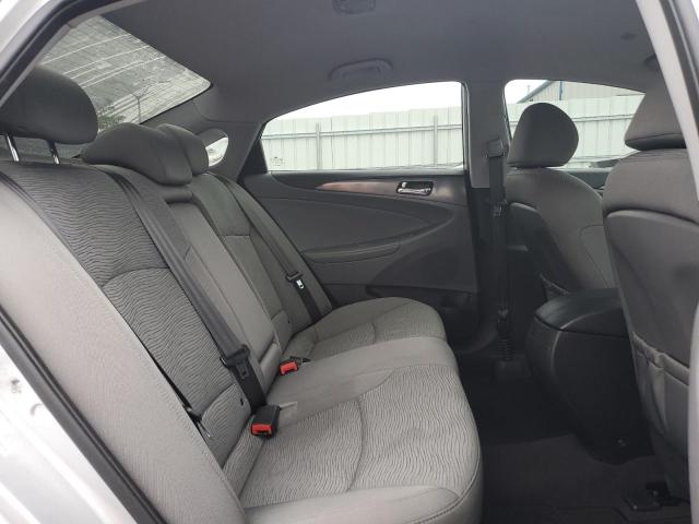 Photo 10 from auction – 2014 HYUNDAI SONATA HYB with VIN KMHEC4A47EA108554