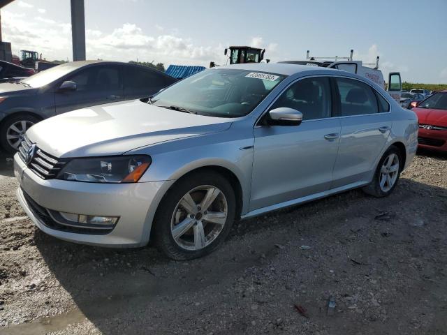 VOLKSWAGEN PASSAT S 2015 with VIN 1VWAT7A37FC095898 - Photo from auction