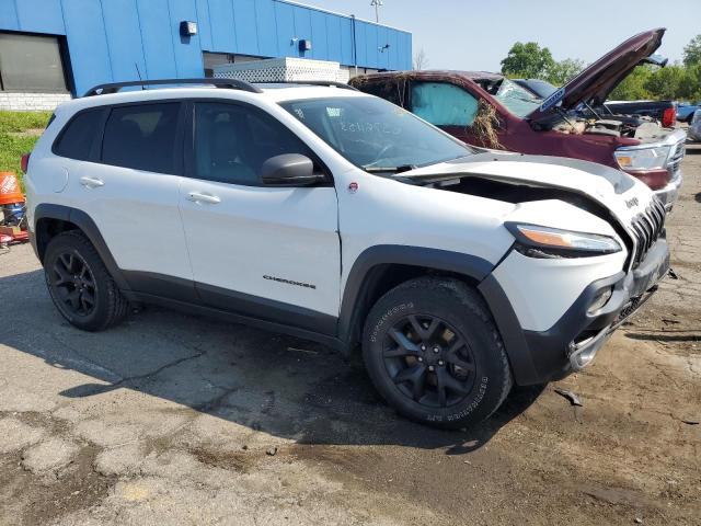 Photo 4 from auction – 2018 JEEP CHEROKEE T with VIN 1C4PJMBX0JD571706