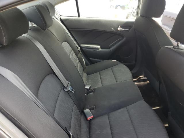 Photo 10 from auction – 2016 KIA FORTE LX with VIN KNAFK4A69G5570989