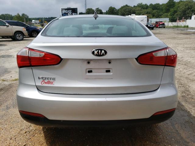Photo 6 from auction – 2016 KIA FORTE LX with VIN KNAFK4A60G5524273