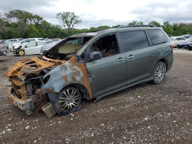 TOYOTA SIENNA XLE 2018 with VIN 5TDYZ3DC4JS958653 - Photo from auction