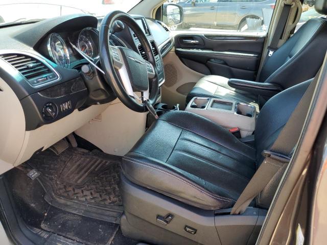 Photo 7 from auction – 2016 CHRYSLER TOWN & COU with VIN 2C4RC1BG4GR113206