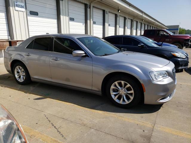 Photo 4 from auction – 2016 CHRYSLER 300 LIMITE with VIN 2C3CCAAG8GH229803