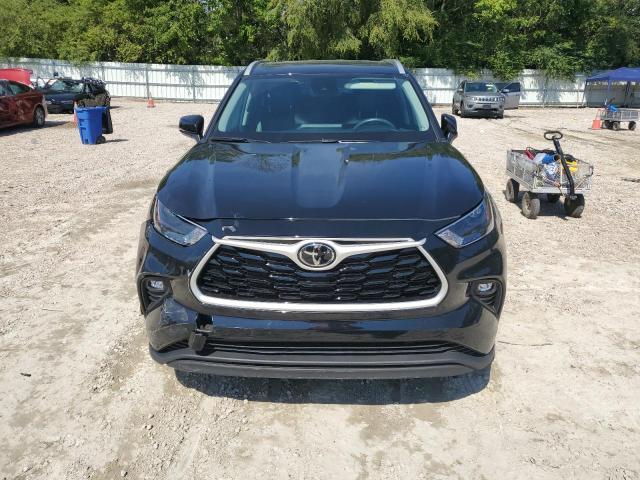 Photo 5 from auction – 2022 TOYOTA HIGHLANDER with VIN 5TDGZRAH8NS553920
