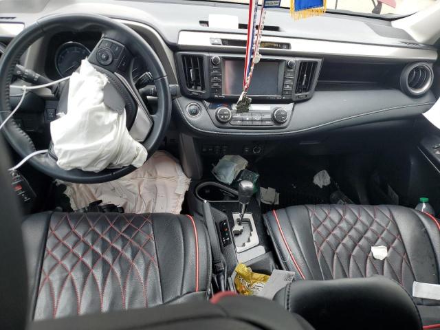 Photo 8 from auction – 2018 TOYOTA RAV4 LIMIT with VIN 2T3DFREV3JW834091