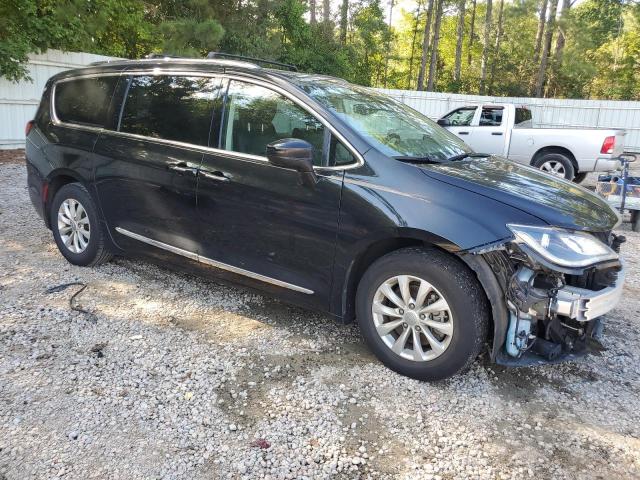 Photo 4 from auction – 2018 CHRYSLER PACIFICA T with VIN 2C4RC1BG9JR110678