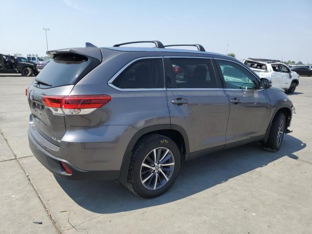 Photo 3 from auction – 2019 TOYOTA HIGHLANDER with VIN 5TDJZRFHXKS998363
