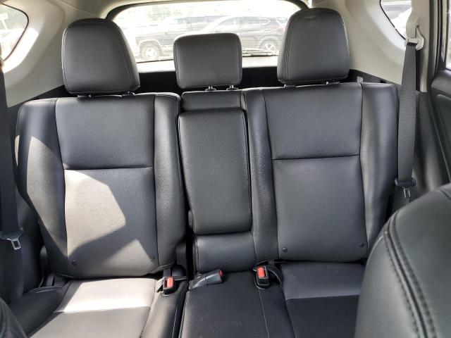 Photo 10 from auction – 2018 TOYOTA RAV4 LE with VIN 2T3ZFREV0JW501191