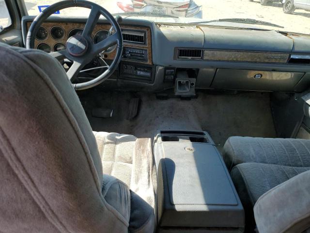 Photo 8 from auction – 1990 GMC SUBURBAN with VIN 1GKER16K0LF524085
