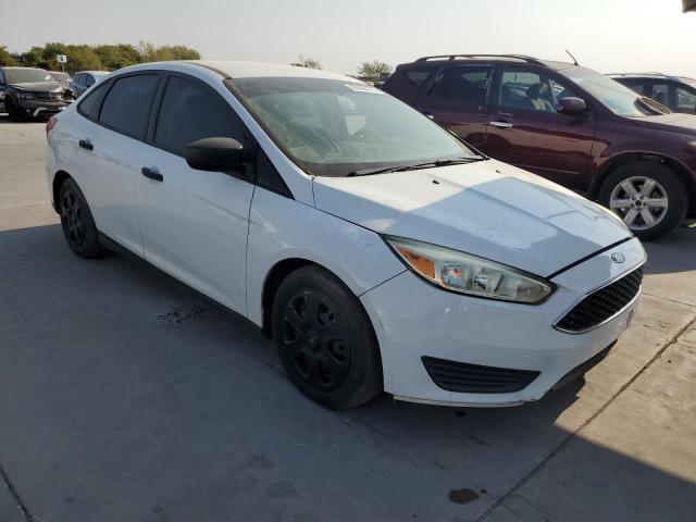 Photo 4 from auction – 2016 FORD FOCUS S with VIN 1FADP3E22GL254039
