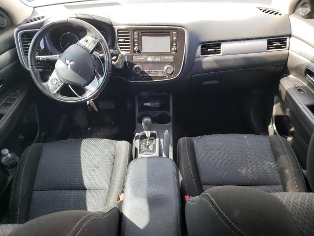 Photo 8 from auction – 2016 MITSUBISHI OUTLANDER with VIN JA4AD3A34GZ016544