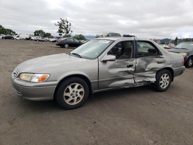TOYOTA CAMRY LE 2000 with VIN JT2BF28K0Y0249539 - Photo from auction