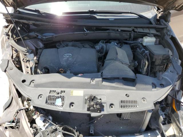 Photo 11 from auction – 2018 TOYOTA HIGHLANDER with VIN 5TDYZRFH1JS259783