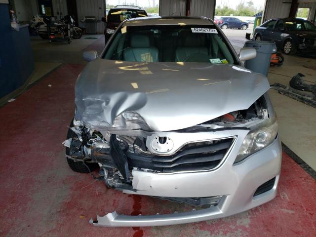 Photo 5 from auction – 2011 TOYOTA CAMRY HYBR with VIN 4T1BB3EK0BU129619