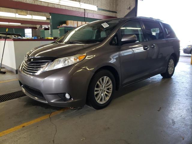 TOYOTA SIENNA XLE 2011 with VIN 5TDYK3DC1BS116830 - Photo from auction