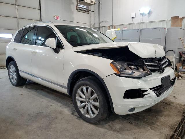 Photo 4 from auction – 2011 VOLKSWAGEN TOUAREG V6 with VIN WVGFF9BP5BD001479