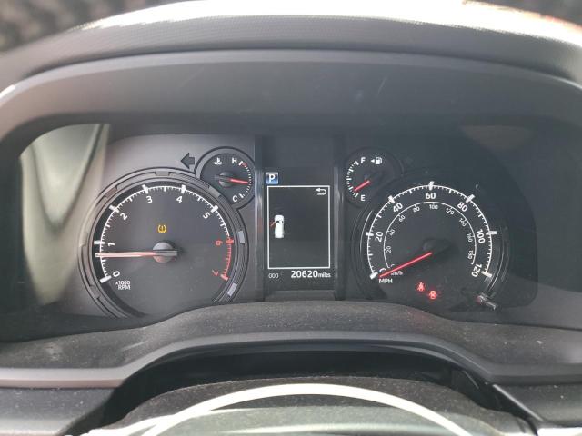 Photo 9 from auction – 2022 TOYOTA 4RUNNER SR with VIN JTEEU5JRXN5259802