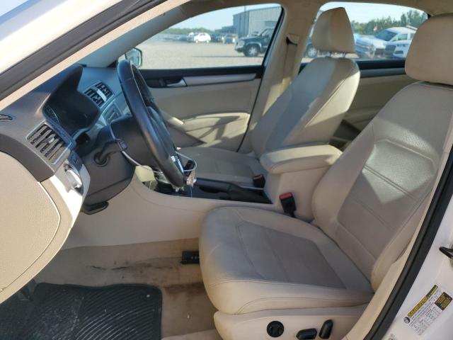 Photo 7 from auction – 2014 VOLKSWAGEN PASSAT S with VIN 1VWAS7A38EC089674